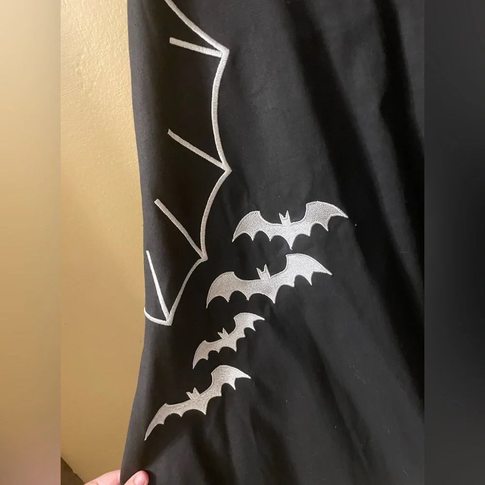 NWOT Bat Dress / Size XL / 1X / 2X🦇🖤🤍 - Picture 5 of 6